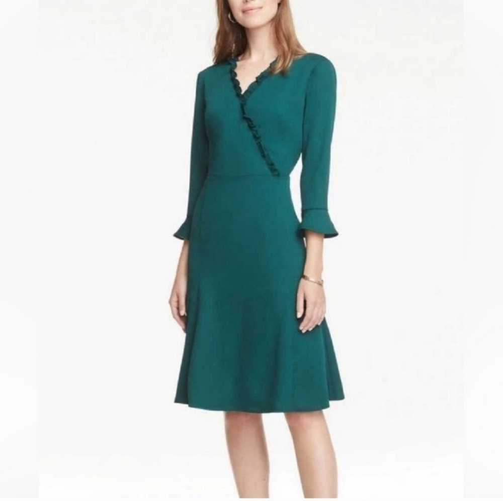 Ann Taylor Factory Dress with 3/4 Sleeves Size 18